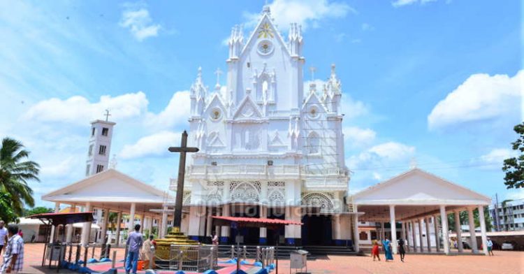 ചരിത്ര പ്രസിദ്ധമായ എട്ടുനോമ്പ് പെരുന്നാളിനായി മണര്കാട് ഒരുങ്ങി