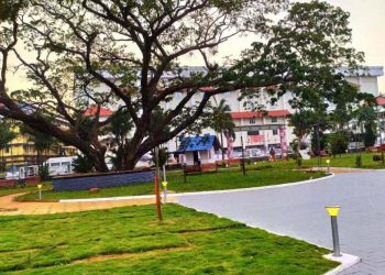 കോട്ടയം കാർക്ക് ഉല്ലസിക്കാൻ നഗര മധ്യത്തിൽ നെഹ്‌റു പാർക്ക്. പ്രവേശനത്തിന് വെറും പത്തു രൂപ മാത്രം.  പുതുവർഷത്തിന്റെ ഭാഗമായി ഫെസ്റ്റിവലും.