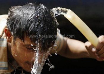 കോട്ടയം ആലപ്പുഴ തിരുവനന്തപുരം ജില്ലകൾ ചുട്ടു പൊള്ളുന്നു !! കോട്ടയം ഈരയിൽകടവിൽ തരിശു പാടത്തിനു തീ പിടിച്ചു ; സൂര്യാഘാതം ഒഴിവാക്കാനുള്ള മുൻ കരുതലുകൾ ഇവയൊക്കെ !!