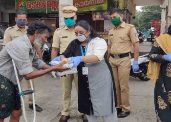 കോട്ടയംകാർക്ക് അന്നം മുടക്കാതെ സ്നേഹക്കൂട് അഭയമന്ദിരവും; ജില്ലയിൽ വിശക്കുന്നവർക്ക് ചോറും മോരുംവെള്ളവും വിതരണം ചെയ്തു.