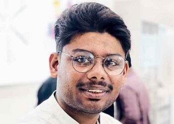 പഴം വാങ്ങാൻ പോയ യുവാവിനെ പിടിച്ച് വലിച്ചിറക്കി പാരിപ്പള്ളി പോലീസ് ; അപമര്യാദയായി പെരുമാറിയാൽ കർശന നടപടിയെന്ന് ഡി ജി പി