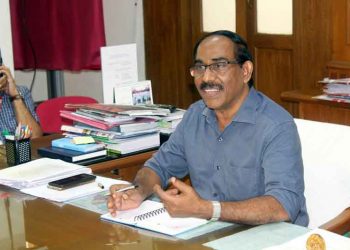 നിയന്ത്രണങ്ങള്‍ പൂര്‍ണമായും നീക്കിയിട്ടില്ല; ജാഗ്രത തുടരണമെന്ന് കളക്ടർ