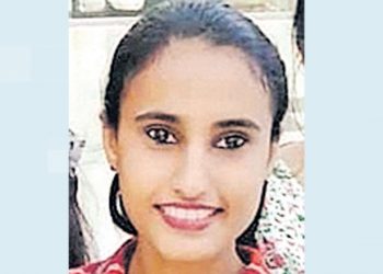 യുവതിയെ കിടപ്പുമുറിയിൽ മരിച്ച നിലയിൽ കണ്ടെത്തി