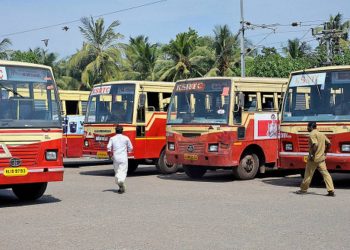 ആദ്യ ദിവസം തിരക്ക് കുറവ്; ബസ്  സർവീസ് പുനരാംഭിച്ചതു ശക്തമായ നിയന്ത്രണങ്ങളോടെ;