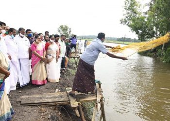 കൊല്ലാട് പാറയ്ക്കൽ കടവ് ടൂറിസംവലവീശ്‌ ഉത്സവം തിരുവഞ്ചൂർ രാധാകൃഷ്ണൻ എം എൽ എ ഉത്ഘാടനം ചെയ്തു. 