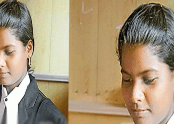 സുഹൃത്തുക്കളെല്ലാവരും ഒന്നിച്ചു, അങ്ങനെ അമ്പിളിയും വക്കീലായി എൻറോൾ ചെയ്തു.