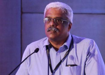 ഒൻപതു മണിക്കൂർ നീണ്ട ചോദ്യം ചെയ്യലിനു ശേഷം മുഖ്യമന്ത്രിയുടെ മുൻ പ്രിൻസിപ്പൽ സെക്രട്ടറി എം. ശിവശങ്കറിനെ എൻഐഎ വിട്ടയച്ചു