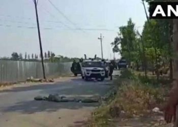 ബരാമുളളയിലെ ഭീകരാക്രമണത്തില്‍ രണ്ട്‌ സിആര്‍പിഎഫ് ജവാന്മാര്‍ക്കും ഒരു പോലീസുകാരനും വീരമൃത്യു