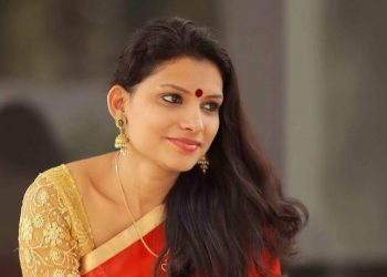 പണിക്ക് പോകാതെ ലിസ്റ്റ് നോക്കിയിരുന്നവര്‍ക്ക് നല്ലത് ആത്മഹത്യയാണ്; അനുവിനെ ക്രൂരമായി അധിക്ഷേപിച്ച് രശ്മി ആര്‍ നായര്‍