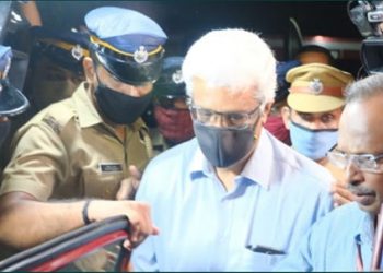 ശിവശങ്കറിനെ കസ്റ്റംസ് രണ്ടാം ദിനവും ചോദ്യം ചെയ്തു വിട്ടു, ഇനി ചൊവ്വാഴ്ച വീണ്ടും ഹാജരാകണം