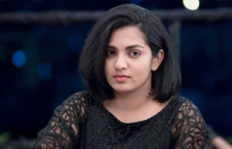 പാര്വതി തിരുവോത്ത് അഭിനേതാക്കളുടെ സംഘടനയില് നിന്ന് രാജിവച്ചു; ഇടവേള ബാബു പറഞ്ഞ വെറുപ്പുളവാക്കുന്നതും ലജ്ജാവഹവുമായ വാക്കുകള് ഒരിക്കലും തിരുത്താനാവില്ലെന്ന് പാര്വതി