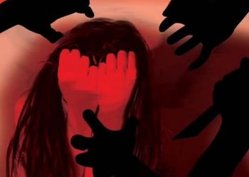 ഉത്തര്‍പ്രദേശില്‍ വീണ്ടും പീഡനം; 22കാരിയെ തോക്ക് ചൂണ്ടി ഭീഷണിപ്പെടുത്തി കൂട്ട ബലാത്സംഗത്തിനിരയാക്കി