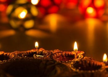 ദീപാവലി ദിവസം രാത്രി 8 മുതല്‍ 10 വരെ കര്‍ശന നിയന്ത്രണത്തോടെ പടക്കം പൊട്ടിക്കാം