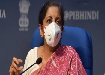 പുതിയ സാമ്പത്തിക പാക്കേജ് പ്രഖ്യാപിച്ച് ധനമന്ത്രി നിര്‍മ്മല സീതാരാമന്‍; 2.65 ലക്ഷം കോടിയുടെ 12 പദ്ധതികള്‍