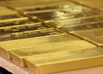 62 ലക്ഷം രൂപയുടെ സ്വര്‍ണം സാനിറ്ററി നാപ്കിനില്‍ കടത്താന്‍ ശ്രമം; കോയമ്പത്തൂരില്‍ രണ്ട് സ്ത്രീകള്‍ പിടിയില്‍