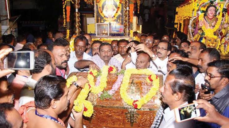 തങ്കി അങ്ക ഘോഷയാത്രയിൽ വഴിയിലുള്ള സ്വീകരണം അനുവദിക്കില്ല : ദേവസ്വം ബോർഡ്