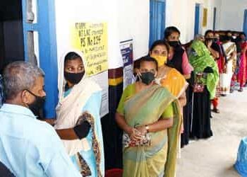 ഒന്നാംഘട്ടത്തെ മറികടന്ന് രണ്ടാംഘട്ടം പോളിങ്, പ്രാഥമിക കണക്കില്‍ മുന്നില്‍ വയനാട്