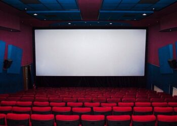 സംസ്ഥാനത്ത് സിനിമാ തിയേറ്ററുകൾ ജനുവരി13 മുതൽ തുറക്കും: തിയേറ്ററിൽ ആദ്യമെത്തുന്ന സിനിമ വിജയ് ചിത്രം മാസ്റ്റർ