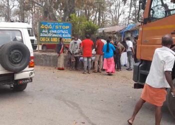 കോവിഡ് വ്യാപനം തടയാന്‍ നിയന്ത്രങ്ങള്‍ കര്‍ശനമാക്കി കര്‍ണാടക