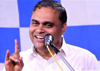 കോവിഡ്‌ ബാധിച്ച്‌ മരിച്ച അന്തേവാസികൾക്ക് മൃതദേഹം ദഹിപ്പിക്കാനുള്ള  സ്ഥലം വിട്ട് നൽകി പാസ്റ്റർ പ്രിൻസ്‌ റാന്നി