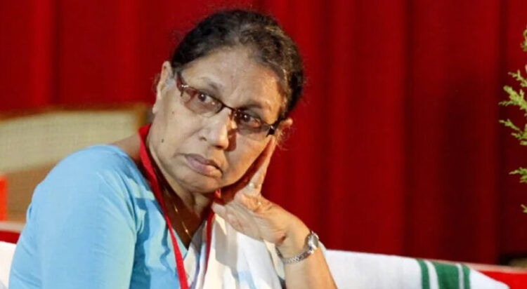 എം സി ജോസഫൈന് പുറത്തേക്ക്; രാജി സന്നദ്ധത അറിയിച്ചത് സിപിഐഎം സംസ്ഥാന സെക്രട്ടേറിയറ്റില്