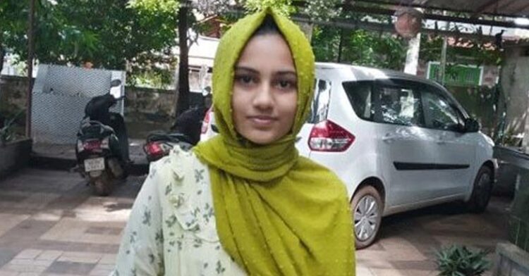 1909 അക്ഷരങ്ങളും ഫാത്തിമ ഫിദയ്ക്ക് നിസ്സാരം: ലോകത്തിലെ ഏറ്റവും നീളംകൂടിയ രണ്ടാമത്തെ ഇംഗ്ലീഷ് വാക്ക് ഉച്ഛരിച്ച് കൈയ്യടി നേടി ഒന്‍പതാം ക്ലാസ്സുകാരി