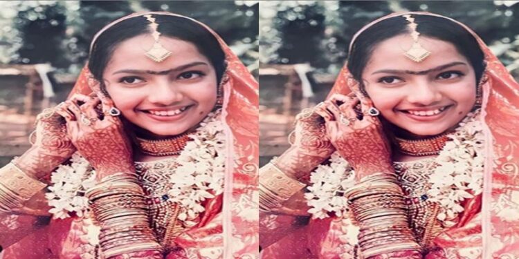 മലയാളത്തിലെ നായികയായ ഈ മണവാട്ടി കുട്ടിയെ മനസ്സിലായോ ? തന്റെ പഴയകാല ചിത്രവുമായി നടി