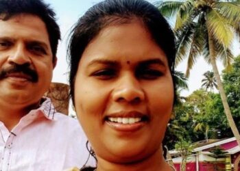 വിവാഹം കഴിഞ്ഞിട്ട് 19 വര്‍ഷം; ‘വിശേഷമൊന്നും ആയില്ലേ’ എന്ന ചോദ്യത്തെ ചിരിച്ചു കൊണ്ട് നേരിട്ടു, കാല്‍നടയായി ഇന്ത്യ ചുറ്റാനൊരുങ്ങി ഈ അധ്യാപക ദമ്പതികള്‍