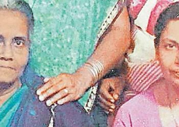 ഒരേ വർഷം ജനനം, ഒരേ സ്‌കൂളില്‍ സേവനം, ഒരേ ദിവസം മരണം.ഈ അധ്യാപികമാര്‍ മരണത്തിലും ഒന്നിച്ചു