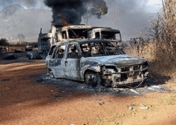 മ്യാന്‍മറില്‍ സംഘര്‍ഷം രൂക്ഷം : കുട്ടികളടക്കം മുപ്പതിലധികം പേരെ സൈന്യം വെടിവെച്ചു കൊന്നു