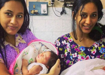 ജനിച്ചത് ഒരുമിച്ച്, കുഞ്ഞുങ്ങൾക്ക് ജൻമം നൽകിയതും ഒരുമിച്ച്: അപൂർവതയായി ഇരട്ടസഹോദരിമാർ