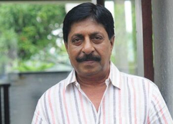 സില്‍വര്‍ ലൈനില്ലെങ്കില്‍ ആരും ചാകില്ല, ഭക്ഷണവും പാര്‍പ്പിടവും ശരിയാക്കിയിട്ടു മതി അതിവേഗത്തില്‍ ഓടാന്‍: രൂക്ഷ വിമര്‍ശവുമായി നടന്‍ ശ്രീനിവാസന്‍