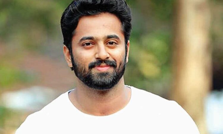 നിഷാദുമായി ബന്ധപ്പെട്ടിട്ടുള്ളത് രണ്ടുതവണ മാത്രം; ഇഡി പരിശോധനയില്‍ പ്രതികരണവുമായി ഉണ്ണി മുകുന്ദന്‍