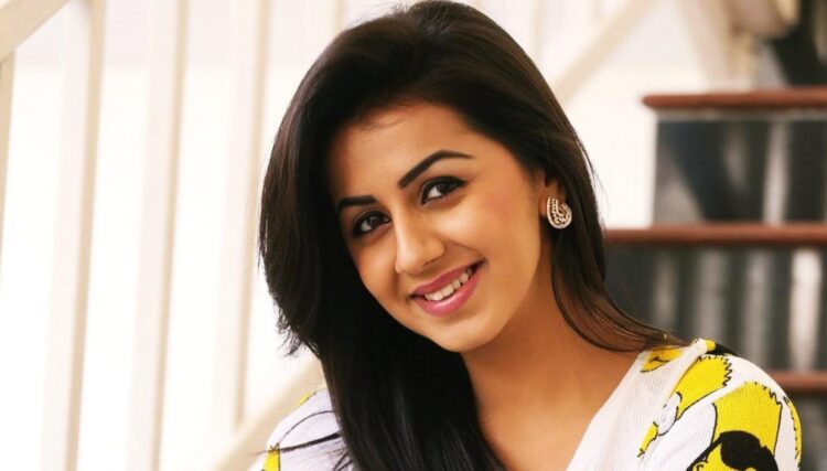 തമിഴ് നടനുമായി പ്രണയത്തില്‍; നടി നിക്കി ഗല്‍റാണി വിവാഹിതയാകുന്നു