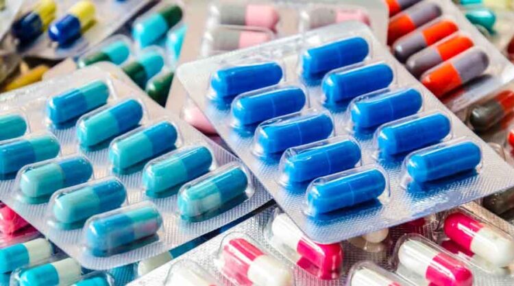 മാറ്റങ്ങളുമായി പുതിയ സാമ്പത്തിക വര്‍ഷത്തിന് തുടക്കം; മരുന്നുകള്‍ക്ക് വില കൂടും, പാരാസെറ്റമോളിന് 1.01 രൂപയാകും