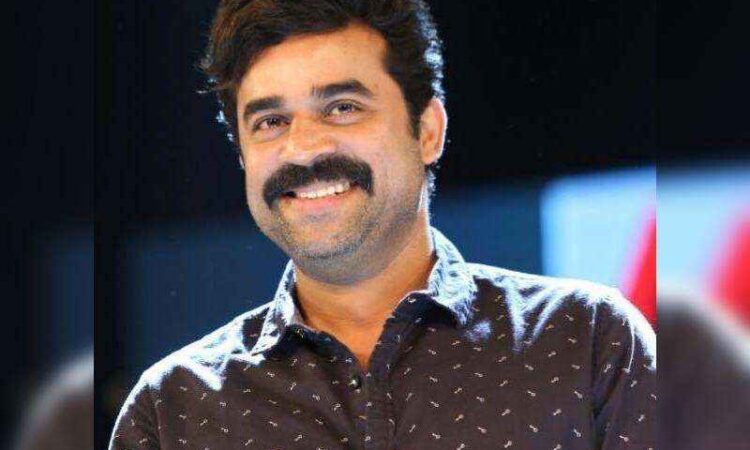 ‘ഇര ഞാനാണ്, പരാതിക്കാരി അയച്ച മെസ്സേജുകള്‍ പുറത്തുവിടും’; ഉണ്ടായ കാര്യങ്ങള്‍ ഇപ്പോള്‍ പറയുന്നില്ല, കോടതിയില്‍ പറയും; ലൈംഗിക അതിക്രമക്കേസില്‍ പ്രതികരണവുമായി നടന്‍ വിജയ് ബാബു