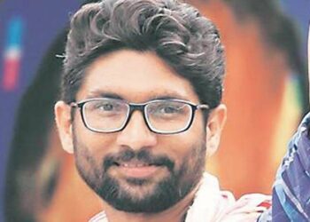 ഗുജറാത്ത് കോണ്‍ഗ്രസ് നേതാവും വഡ്ഗാം എംഎല്‍എയുമായ ജിഗ്‌നേഷ് മെവാനി അറസ്റ്റില്‍