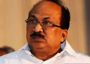 കെ.വി തോമസിനെതിരെ സസ്പെന്‍ഷന്‍ നടപടിയില്ല; താക്കീത് ചെയ്യും, പാര്‍ട്ടി പദവികളില്‍ നിന്ന് മാറ്റി നിര്‍ത്താന്‍ തീരുമാനം