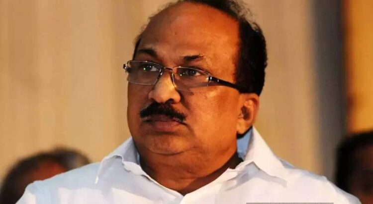 കെ.വി തോമസിനെതിരെ സസ്പെന്‍ഷന്‍ നടപടിയില്ല; താക്കീത് ചെയ്യും, പാര്‍ട്ടി പദവികളില്‍ നിന്ന് മാറ്റി നിര്‍ത്താന്‍ തീരുമാനം