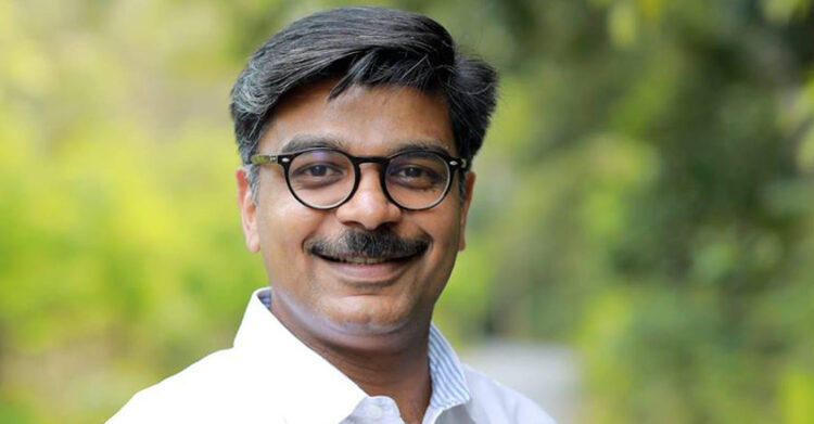 ജപ്തി ചെയ്ത കുടുംബത്തിന്റെ കടബാധ്യത ഏറ്റെടുത്ത് മാത്യൂ കുഴല്‍നാടന്‍ എംഎല്‍എ; ആധാരം തിരികെ എടുത്ത് നല്‍കും