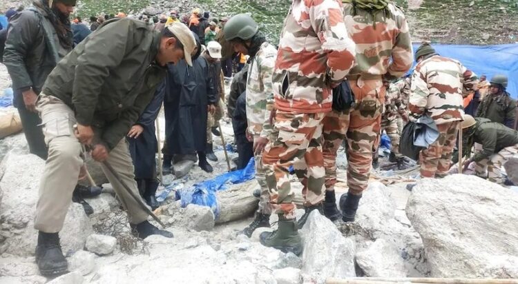 അമര്‍നാഥ് മേഘവിസ്‌ഫോടനത്തില്‍ മരിച്ചവരുടെ എണ്ണം 16 ആയി; 40 പേരെ കാണാനില്ല