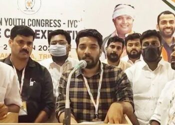 ഷാഫി പറമ്പില് ഉള്പെടെയുള്ള നേതാക്കള് ഷോ കാണിക്കുന്നു, പലപ്പോഴും ഗ്രൂപ്പിസത്തിന്റെ വക്താക്കളാകുന്നു; യൂത്ത് കോണ്ഗ്രസ് സംസ്ഥാന ക്യാമ്പില് നേതൃത്വത്തിന് വിമര്ശനം