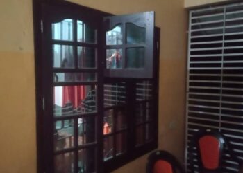 പയ്യന്നൂരില് ആര്എസ്എസ് കാര്യാലയത്തിന് നേരെ ബോംബേറ്; ആളപായമില്ല