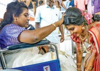 കണ്ണനുമുന്നില്‍ അനീഷ സുമംഗലിയായി; ചക്രക്കസേരയിലിരുന്ന് അനുഗ്രഹിച്ച് ഷീബ