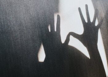 ഡിജിറ്റൽ ബലാത്സംഗം ; 75കാരന് ജീവപര്യന്തം തടവ്; സ്വകാര്യ ഭാഗങ്ങളില്‍ സ്പര്‍ശിക്കുന്നതും പെൺകുട്ടിയുടെ സമ്മതം കൂടാതെ കൈവിരലോ കാൽവിരലോ…