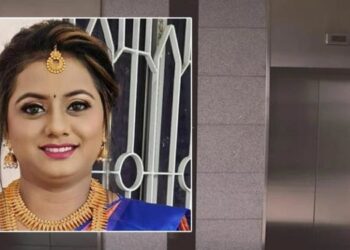 സ്റ്റാഫ് റൂമിലേയ്ക്ക് പോകാൻ ലിഫ്റ്റിൽ കയറി; ഉടനടി വാതിലുകൾ അടഞ്ഞു! ഇടയിൽ കുടുങ്ങിയ അധ്യാപികയ്ക്ക് ദാരുണ മരണം