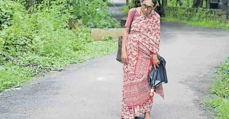 പ്രായം 65 പിന്നിട്ടിട്ടും കിലോമീറ്ററോളം നടന്ന് കുരുന്നുകൾക്ക് പാഠം ചൊല്ലികൊടുക്കും; നാരായണി ടീച്ചർക്ക് താമസിക്കാൻ സ്വന്തം ചെലവിൽ വാടക വീടൊരുക്കി പ്രവാസി, മാസം ഒരു തുകയും നൽകും