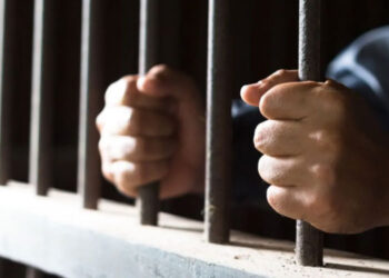 1.28 കോടി രൂപ അക്കൗണ്ട് മാറി ട്രാന്‍സ്ഫര്‍ ആയി; അബദ്ധത്തില്‍ കിട്ടിയ കാശ് തിരിച്ചുകൊടുക്കാതെ ചെലവാക്കിയ പ്രവാസിയുവാവിന് ദുബായ്‌യില്‍ തടവ്ശിക്ഷ