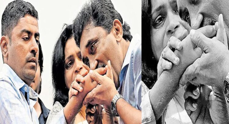 തന്റെ മകന്റെ ജീവിക്കുന്ന കൈകളുമായി ഒരു യുവാവ് പിറന്നാൾ കേക്കു മുറിച്ചുനൽകിയപ്പോൾ ദുഃഖം കടിച്ചമർത്തി കൈകളിൽ മുത്തം നൽകി സാജൻ; മകന്റെ ഇരുപത്തിയേഴാം പിറന്നാളിനു മുറിച്ച ആ കേക്ക് കോട്ടയം വടവാതൂർ സ്വദേശിയായ സാജനും കുടുംബത്തിനും നൽകിയത് ഓർമകളുടെ ഇരട്ടി മധുരം; ആ കഥ ഇങ്ങനെ