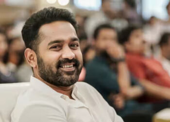 സൂ​പ്പ​ർ ഹി​റ്റ് ചി​ത്ര​ങ്ങ​ൾ മ​ല​യാ​ളി പ്രേ​ക്ഷ​ക​ർ​ക്ക് സ​മ്മാ​നി​ച്ച ആ​സി​ഫ് അ​ലി- ജി​സ് ജോ​യ് കൂ​ട്ടു​കെ​ട്ട് വീ​ണ്ടും